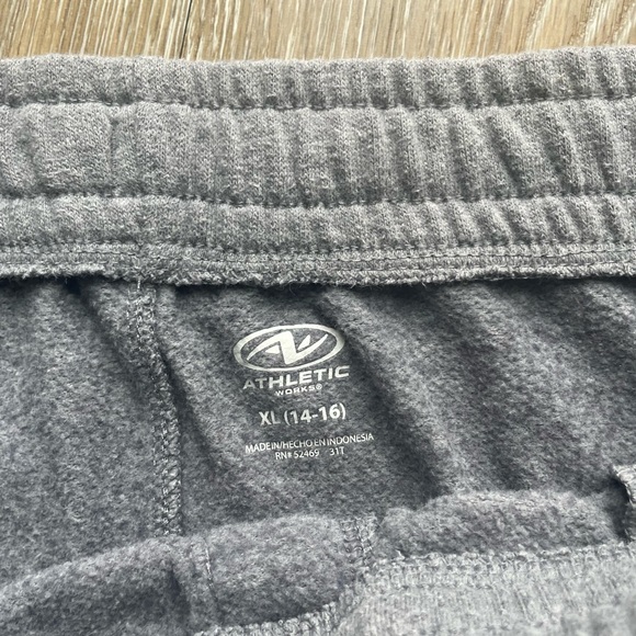 Puma Gray Athletic Sweatpants Lot - Picture 2 of 6